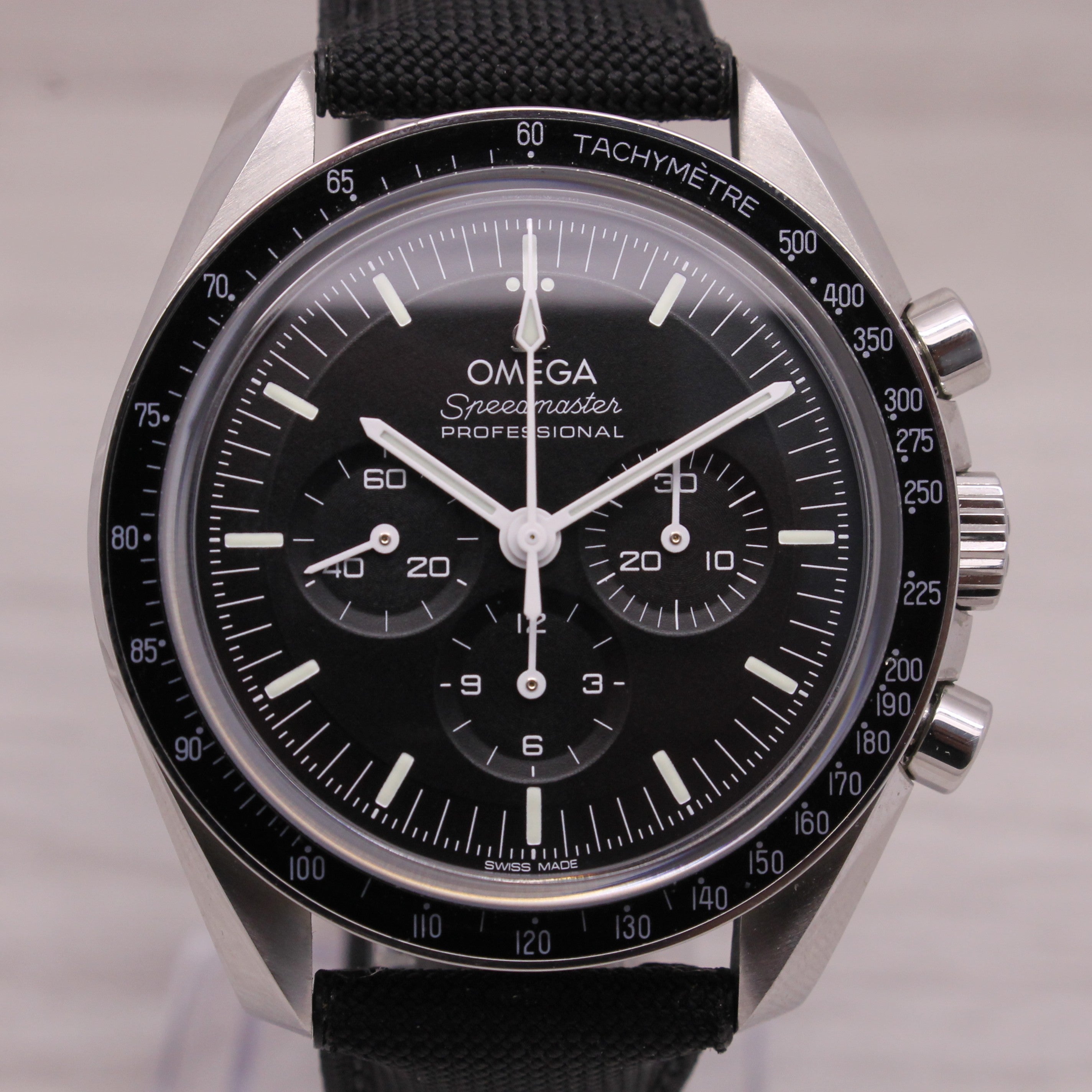 Black Omega Speedmaster Professional Sandwich 42mm Chronograph Watch 3861 w Box Card