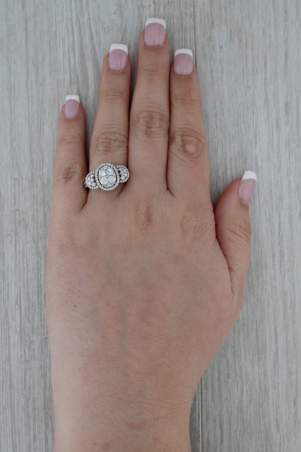 0.85ctw Diamond Cluster Halo Engagement Cocktail Ring 10k White Gold Size 7