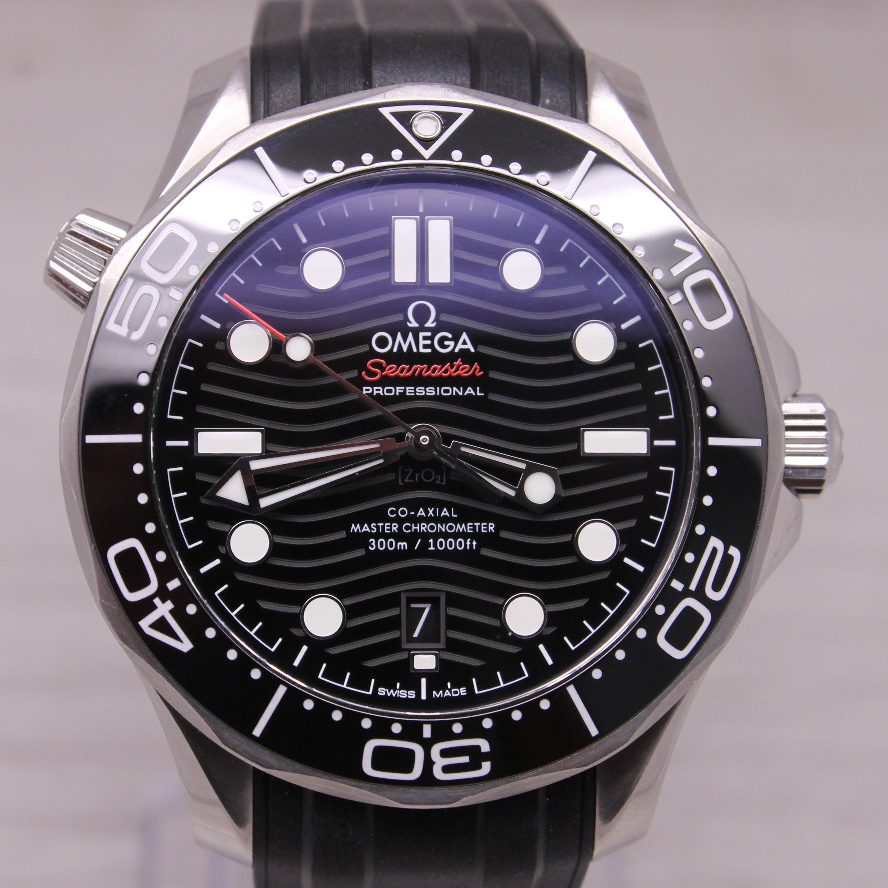 Omega Seamaster Co-Axial 42mm Steel Automatic Divers Watch w/ Box Strap Bracelet