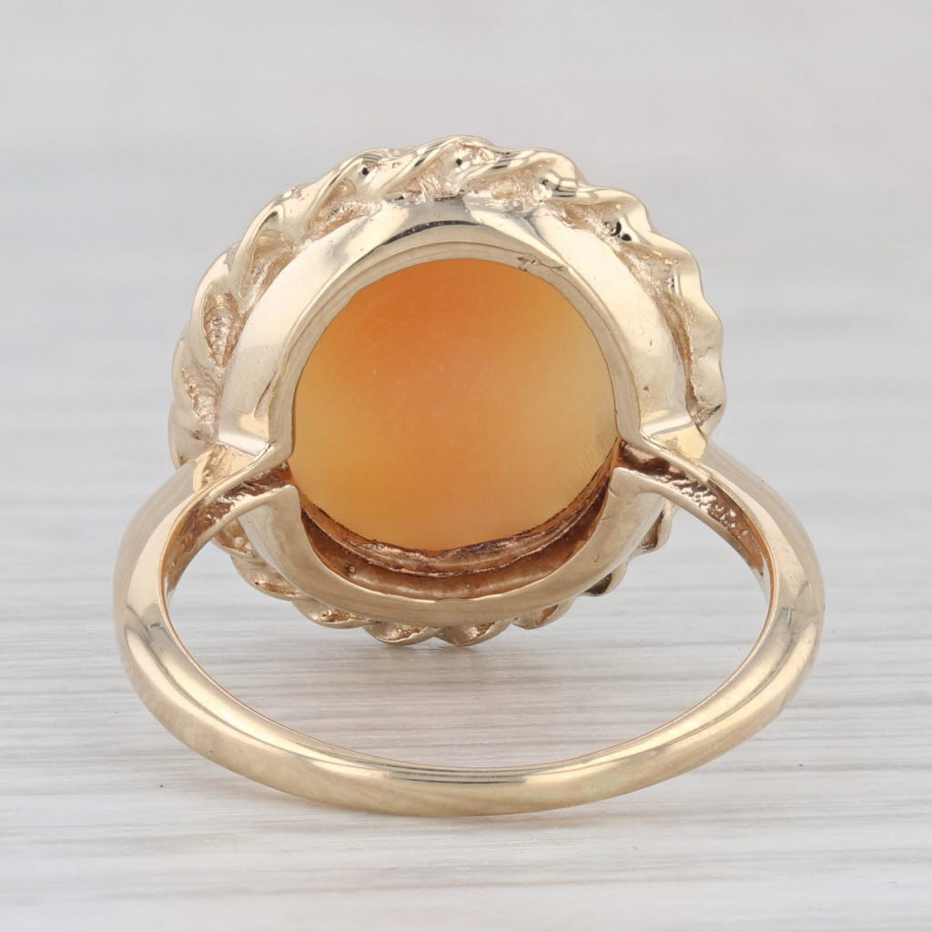 Light Gray Vintage Carved Shell Cameo Ring 10k Yellow Gold Size 6 Figural