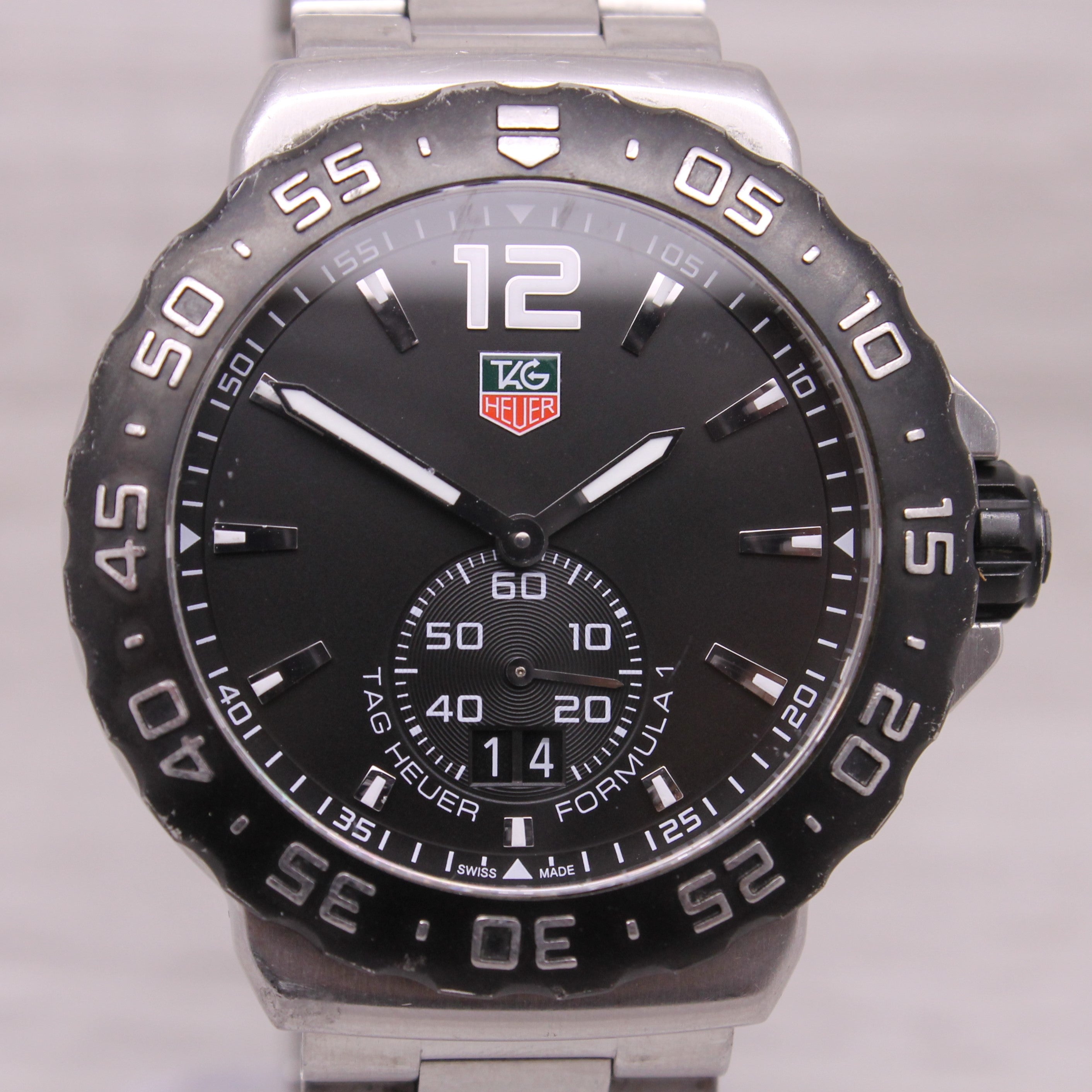 Gray Tag Heuer Formula 41.5mm Stainless Steel Mens Quartz Watch WAU1110 Large Band