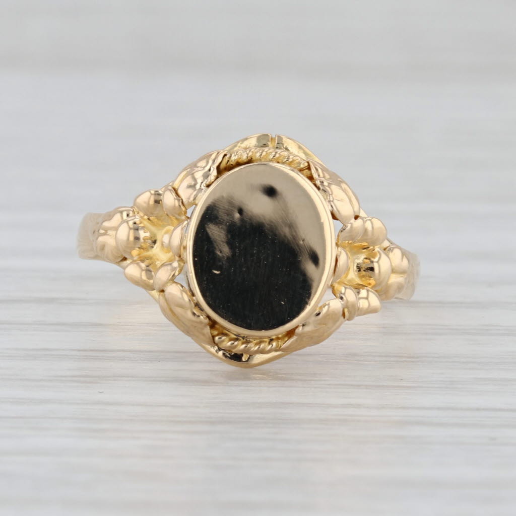 Vintage Floral Engravable Signet Ring 18k Yellow Gold Size 9.25