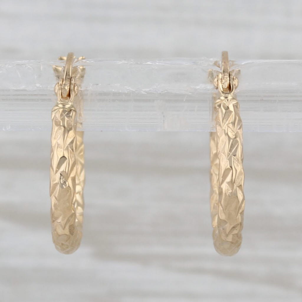 Textured Small Hoop Earrings 18k Yellow Gold Snap Top Round Hoops