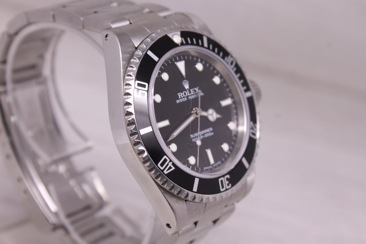 Rolex Submariner 14060M Men 40mm Steel Automatic Divers Watch Box Papers No Date
