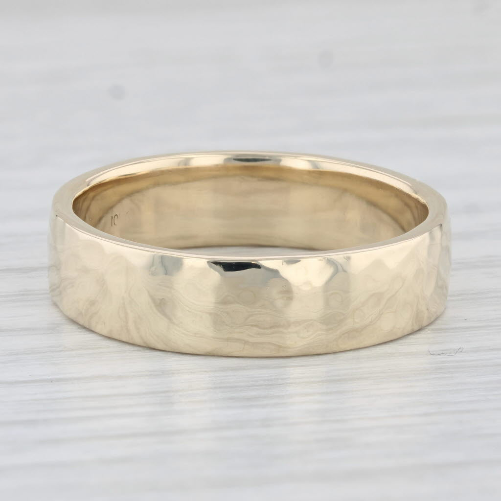 Light Gray Men's Hammered Wedding Band 10k Yellow Gold Size 12.5 Ring