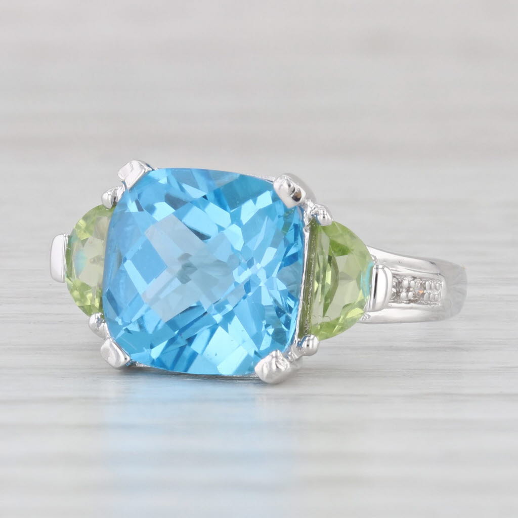 Light Gray 6.50ctw Cushion Blue Topaz Peridot Ring 14k White Gold Size 7