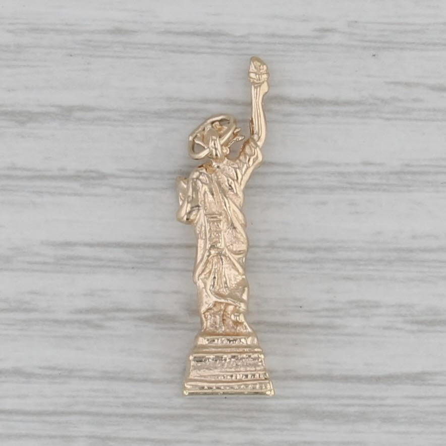 Statue of Liberty Charm 14k Yellow Gold New York City Souvenir Pendant