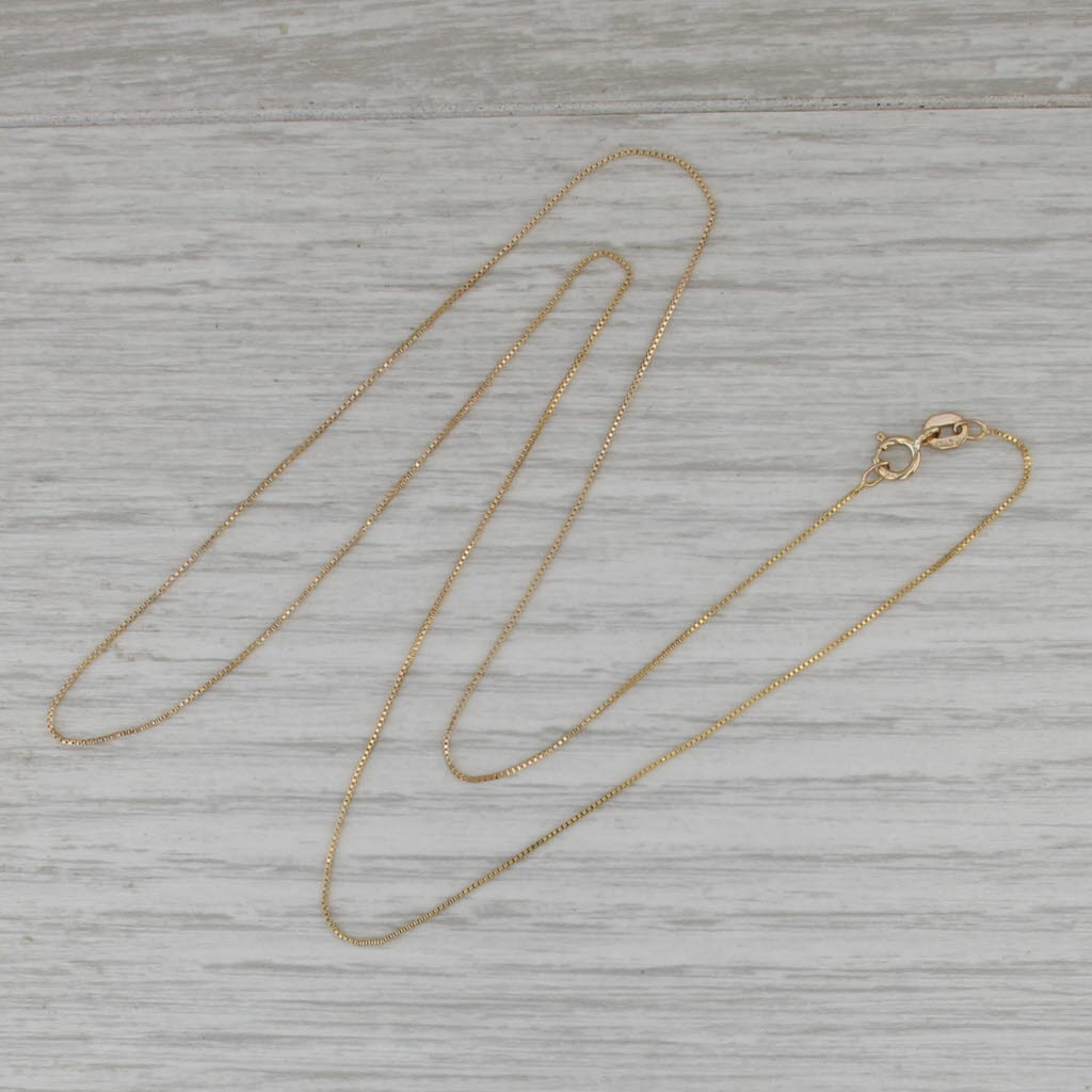 19" 0.5mm Box Chain Necklace 10k Yellow Gold Italian