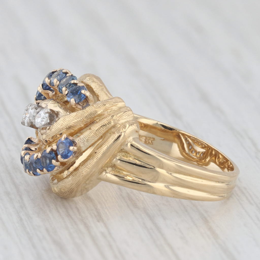 Light Gray 0.91ctw Blue Sapphire Diamond Knot Ring 18k Yellow Gold Size 7