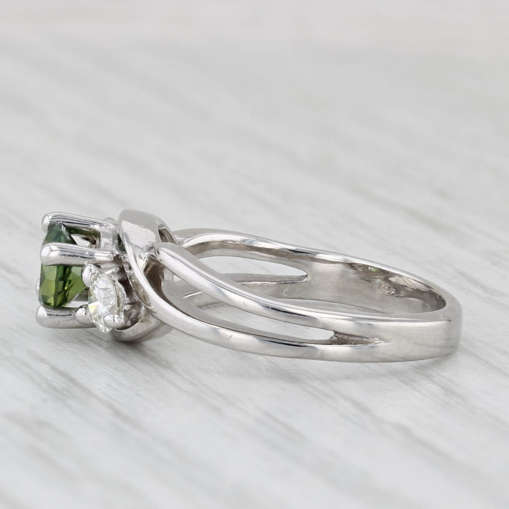 Light Gray 0.84ctw Green Sapphire Diamond Bypass Ring 14k White Gold Size 5.5