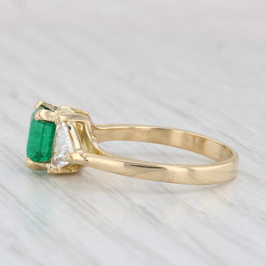 Light Gray 2.30ctw Emerald Cut Emerald Diamond Ring 18k Yellow Gold Size 7.5 Engagement GIA