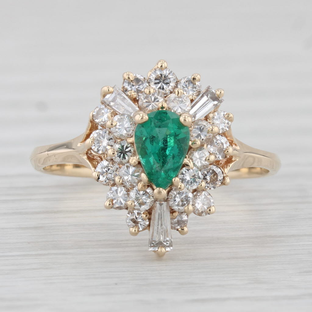 Light Gray 1.05ctw Pear Emerald Diamond Halo Ring 14k Yellow Gold Size 6.5