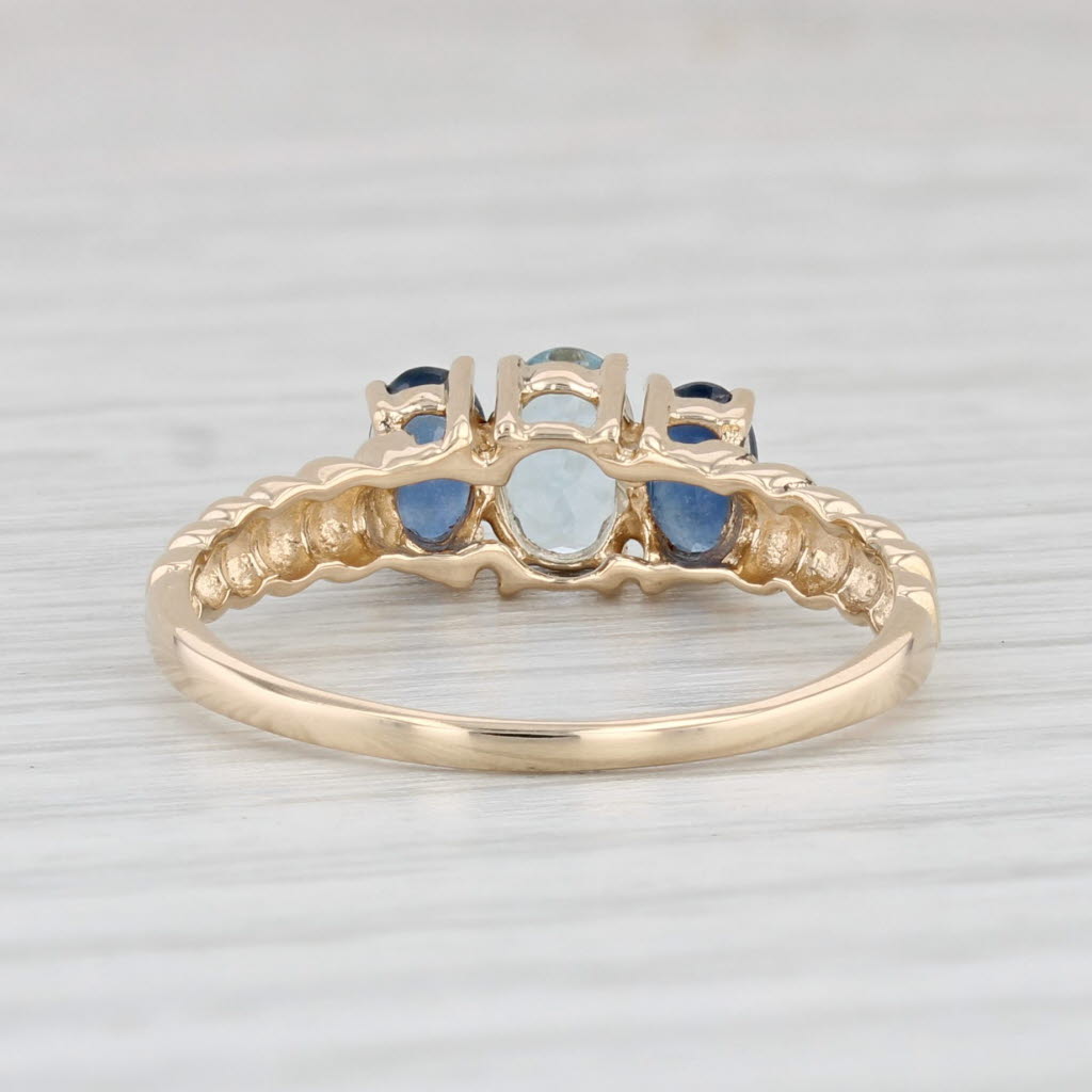 Light Gray 1.10ctw Blue Sapphire Aquamarine Ring 14k Yellow Gold Size 8 Oval 3-Stone