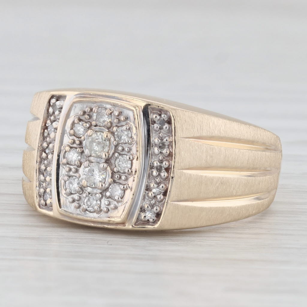 Light Gray 0.25ctw Diamond Cluster Men's Ring 10k Yellow Gold Size 10 Beveled