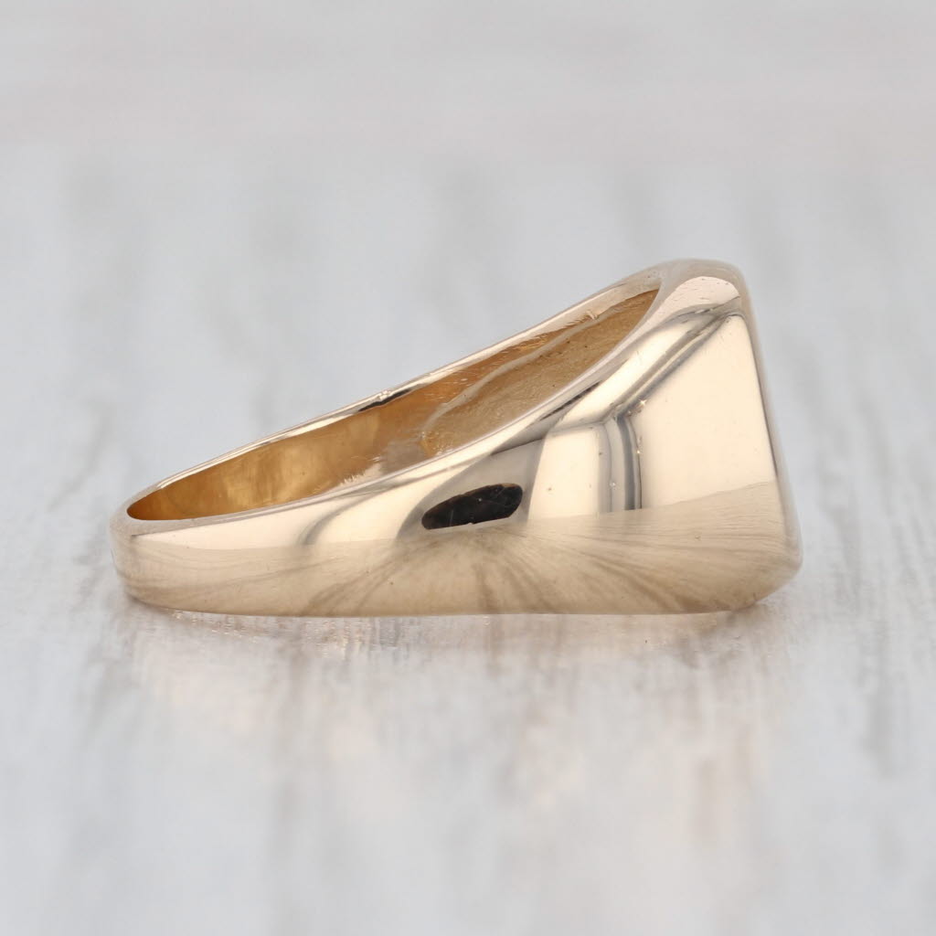 Vintage Engravable Oval Signet Ring 14k Yellow Gold Size 7.5