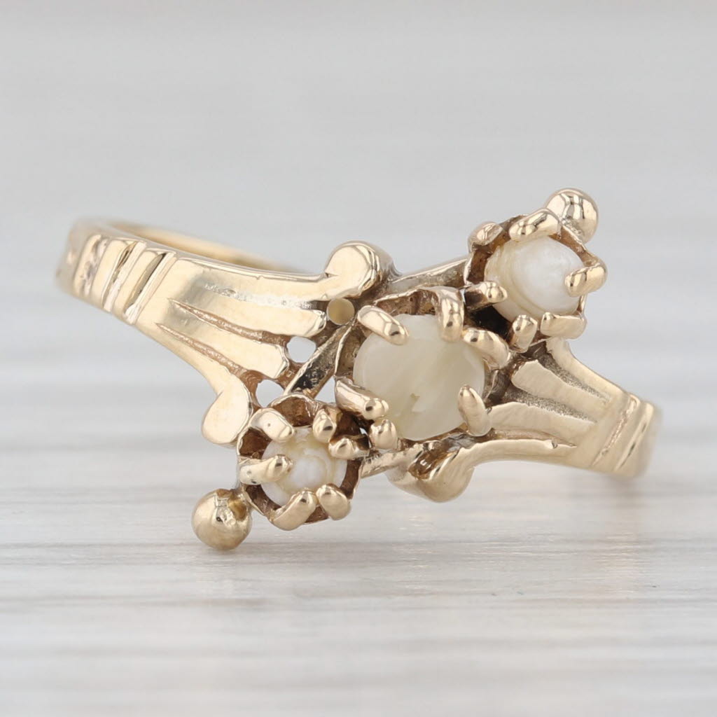 Light Gray Victorian 3-Stone Cultured Pearl Bypass Ring 14k Yellow Gold Size 4.5