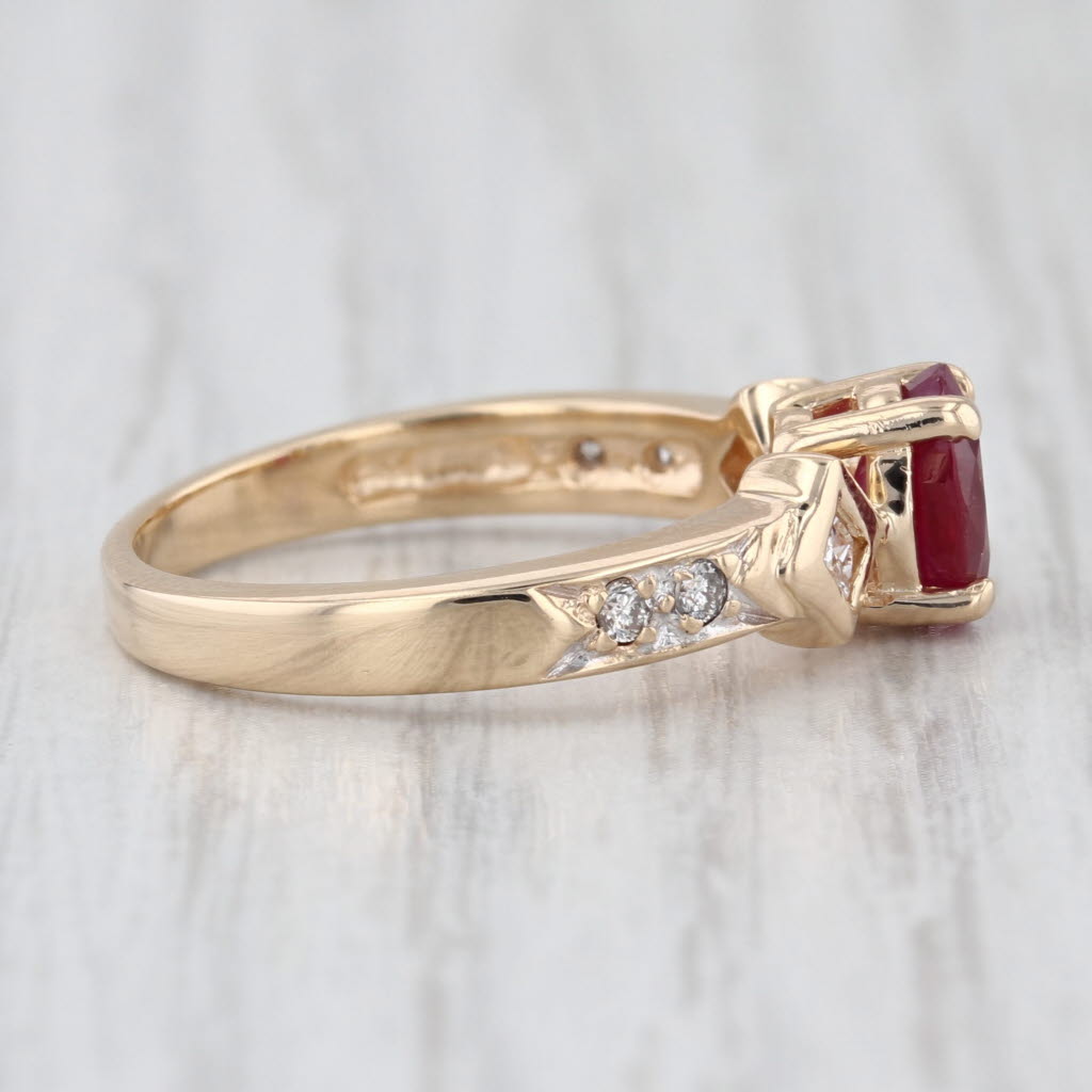 1.18ctw Oval Ruby Diamond Ring 14k Yellow Gold Size 6.5