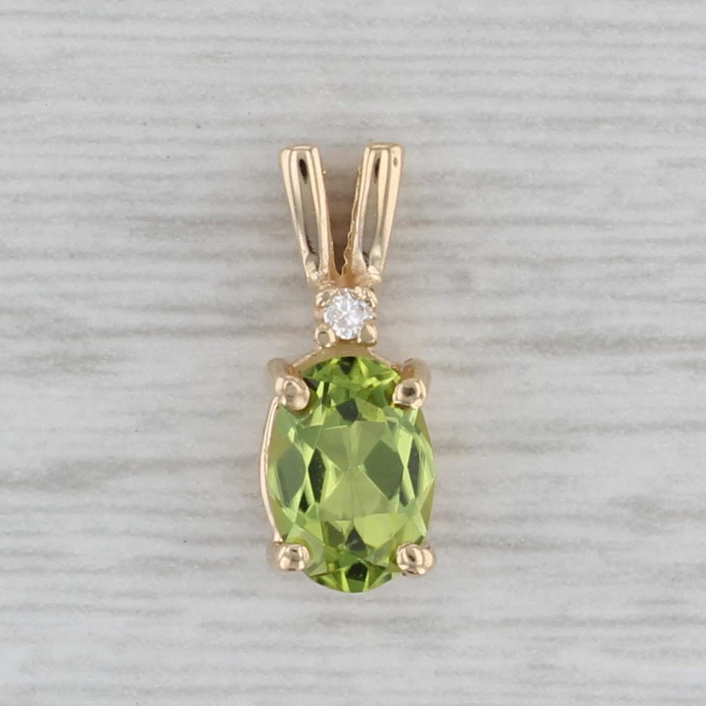 Gray 0.72ct Peridot Pendant 14k Yellow Gold Diamond Accent