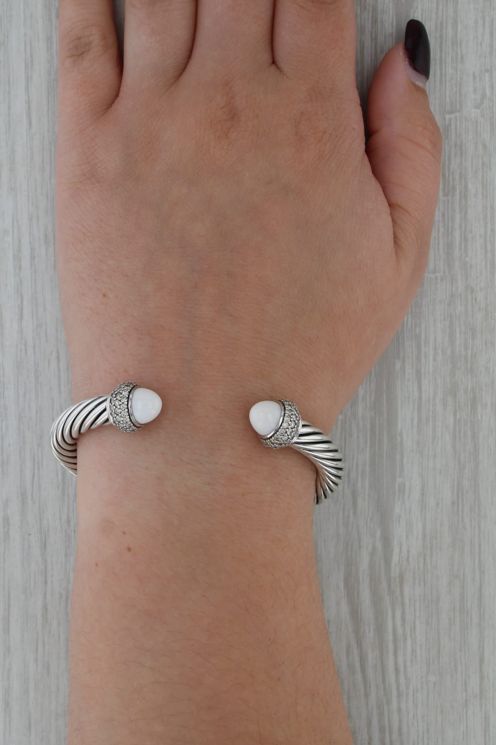 Yurman 1.40ctw Diamond White Agate Cuff Bracelet w/ Pouch Sterling Silver 6.5"