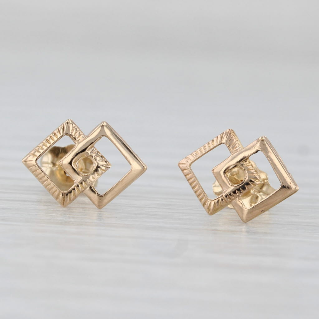 Light Gray Interlocking Squares Stud Earrings 14k Yellow Gold