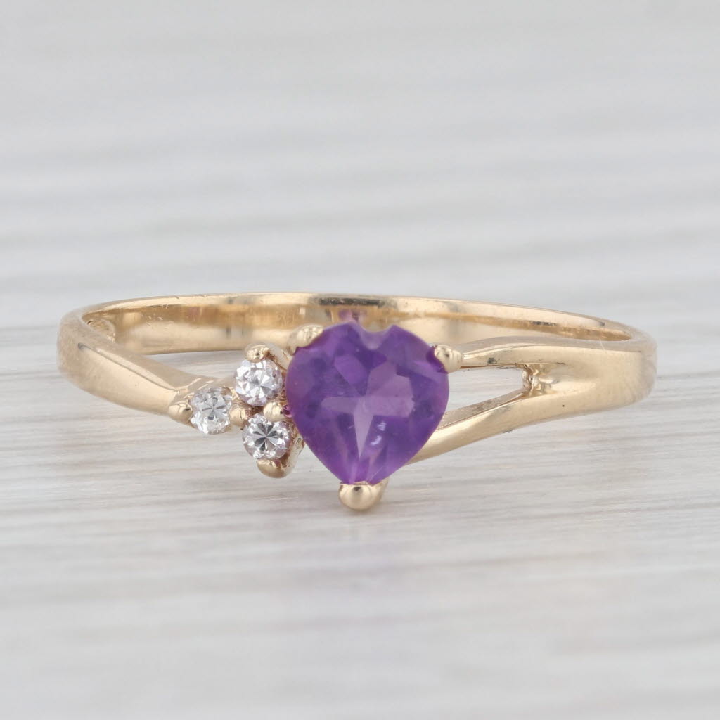 Light Gray 4.40ctw Amethyst Heart Cubic Ziroconia 10k Yellow Gold Ring Size 7