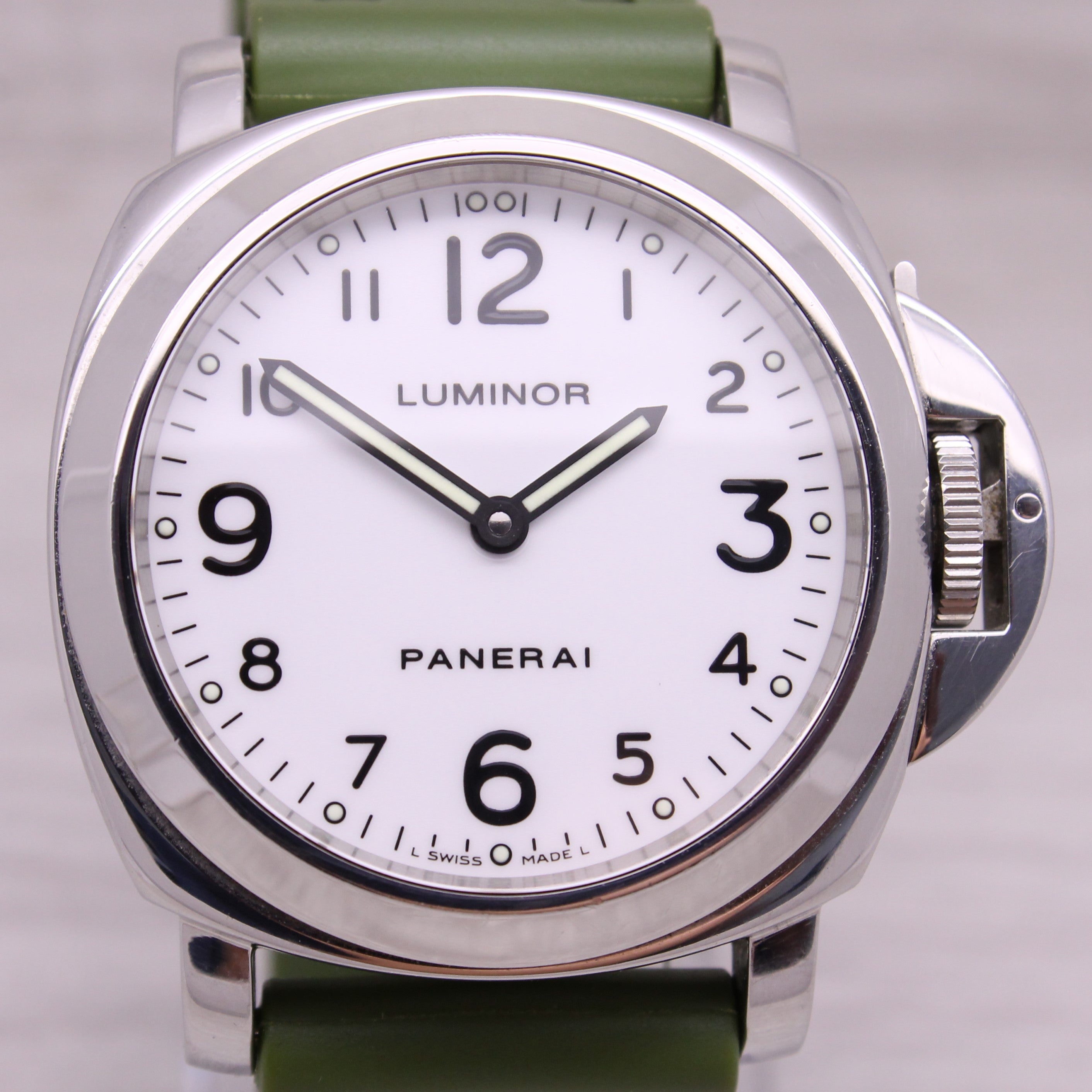 Thistle Panerai Luminor Base PAM002 44mm Steel Manual White Dial Watch Box Papers OP6520