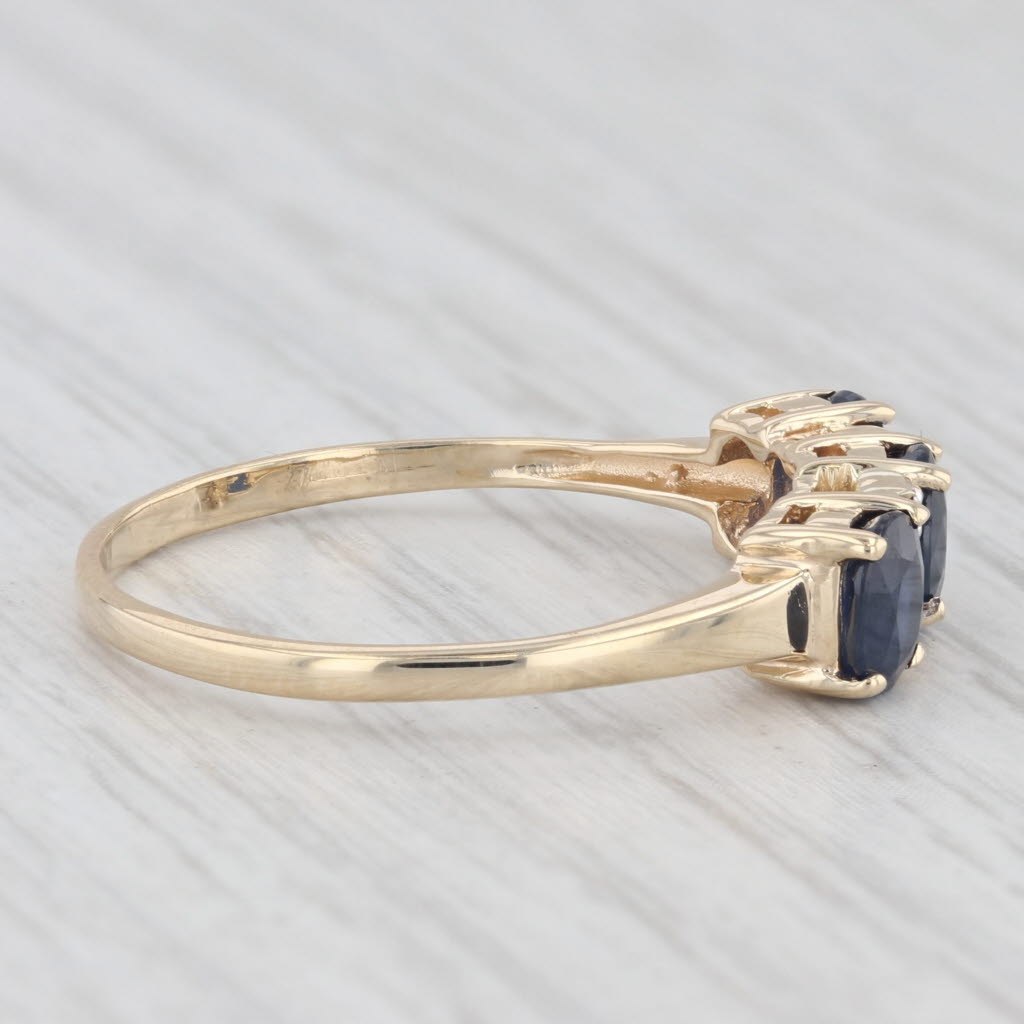 Light Gray 1.12ctw 3-Stone Oval Blue Sapphire Diamond Ring 14k Yellow Gold Size 9