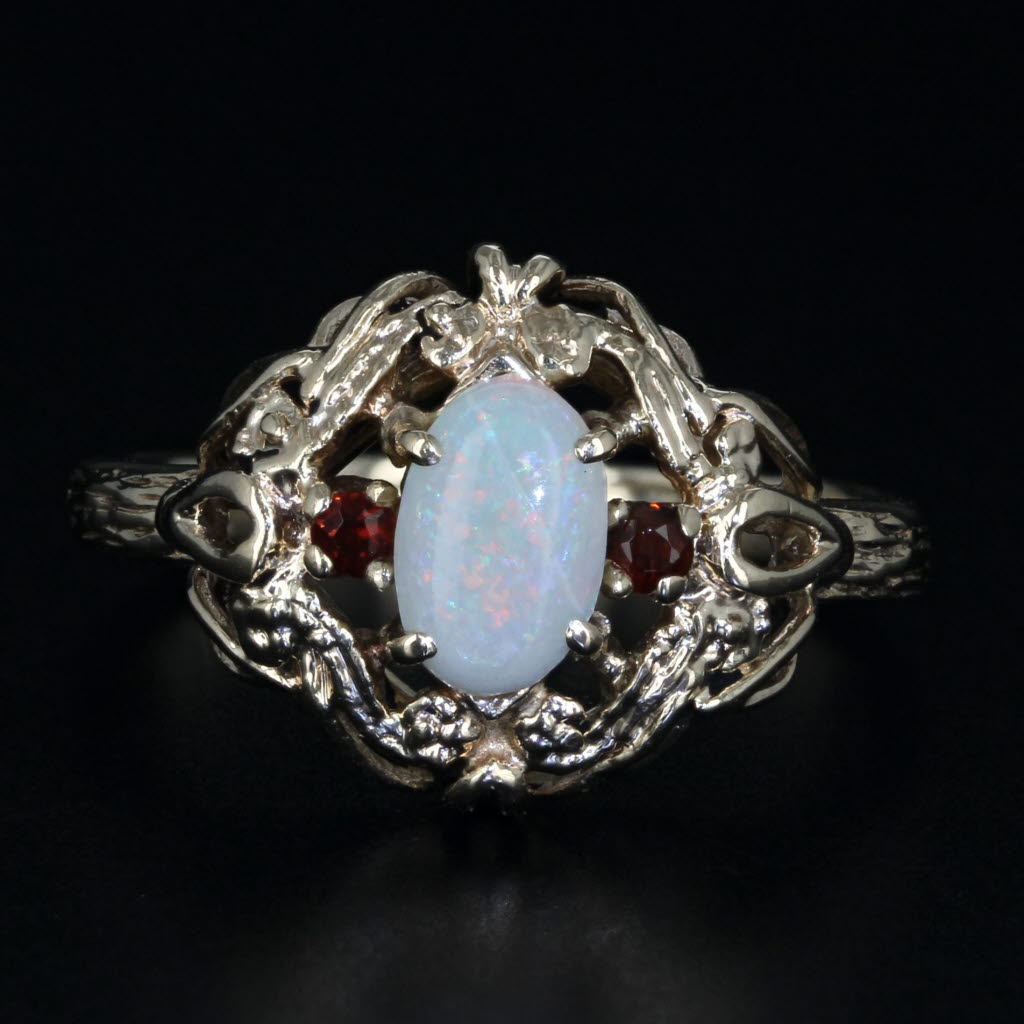 Black Opal Oval Cabochon Garnet Ring 10k Yellow Gold Size 6.5