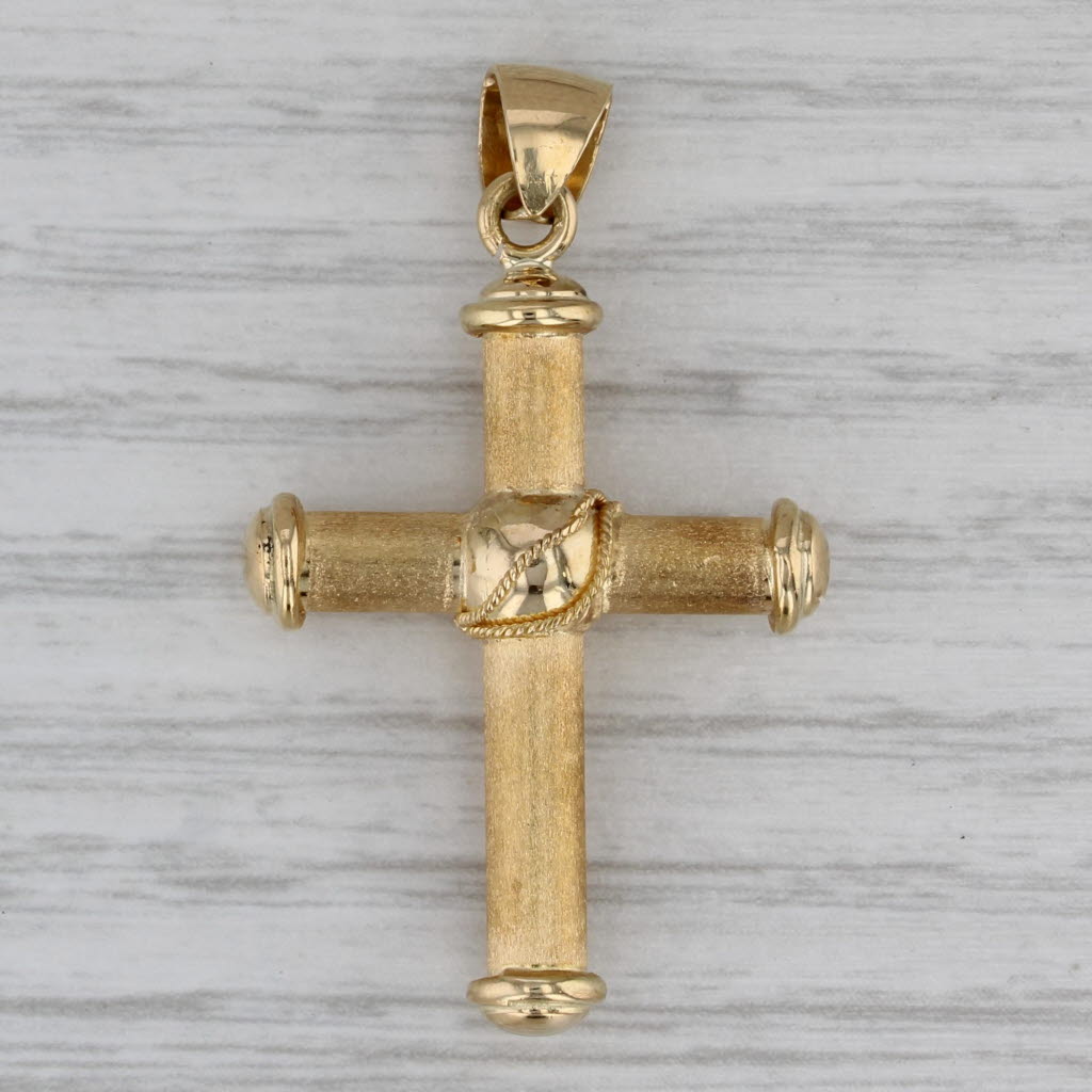 Gray Rope Accented Cross Pendant 18k Yellow Gold