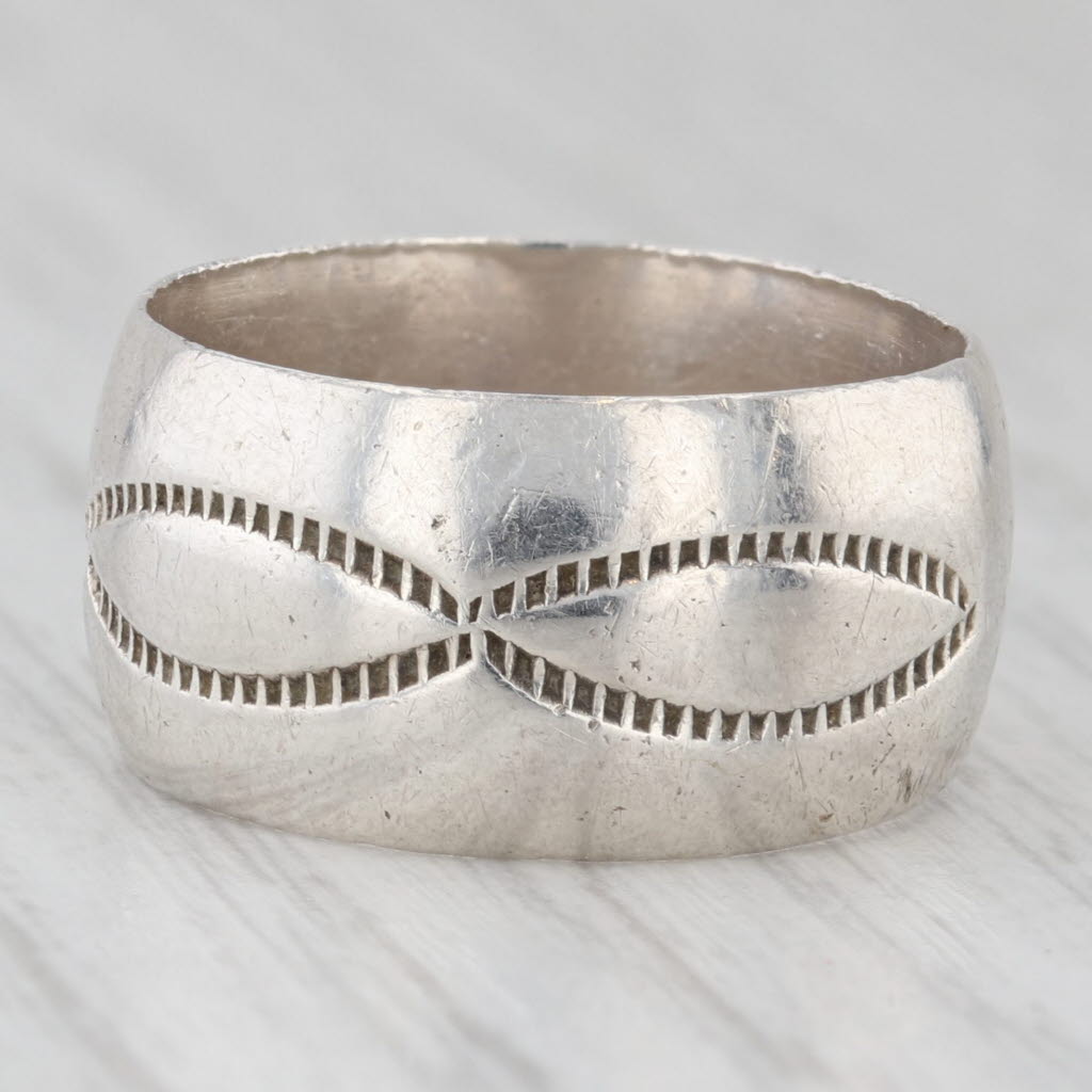 Light Gray Vintage Stamped Design Ring Sterling Silver Size 7.5 Band Southwestern Jewelry