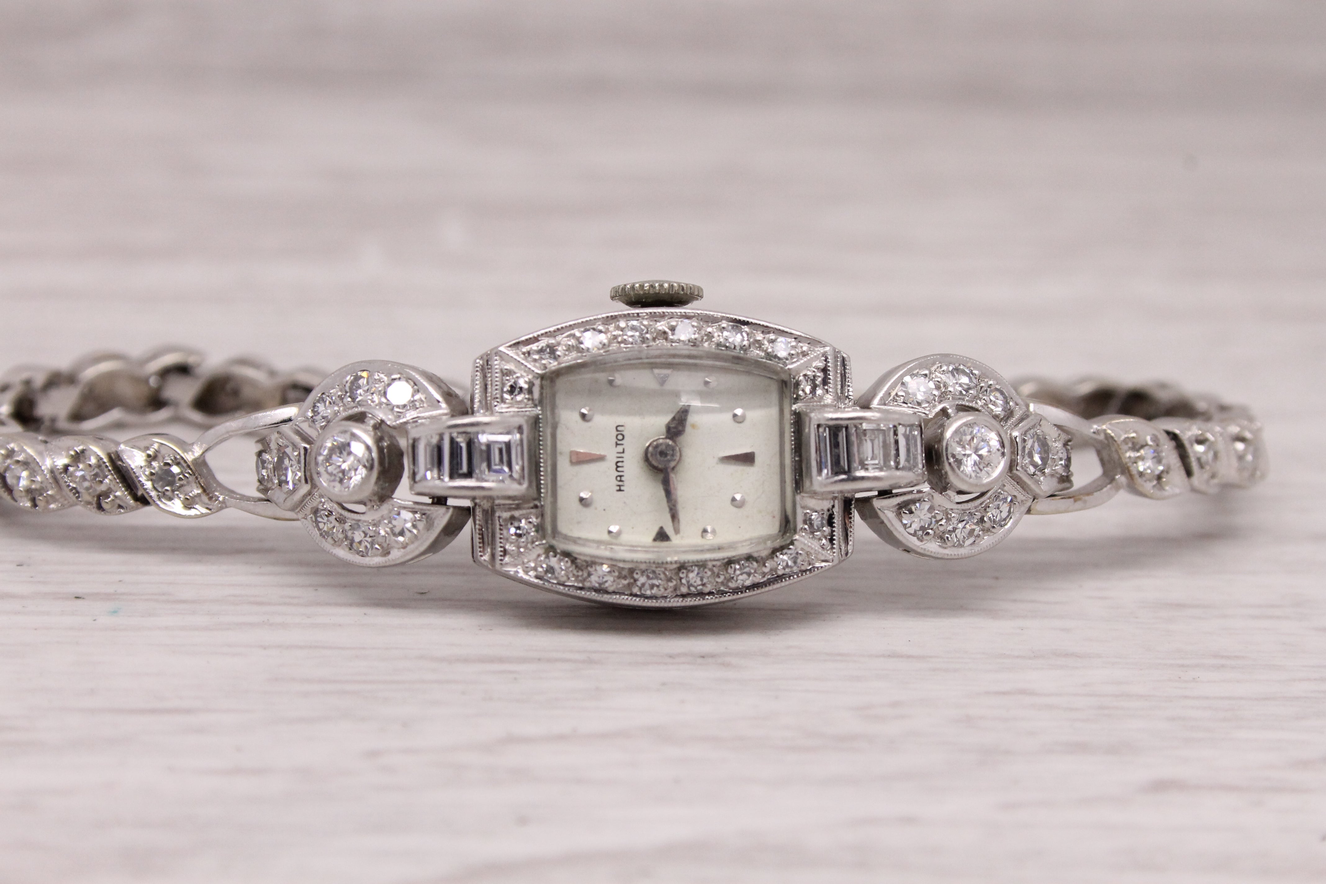 Gray Vintage c.1950's Hamilton Ladies 14k & Platinum Diamond Watch 1.19ctw SERVICED