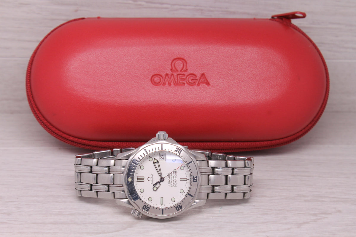 Omega Seamaster Pro 300m 37mm Automatic Midsize Diver White Wave Dial 2552.20