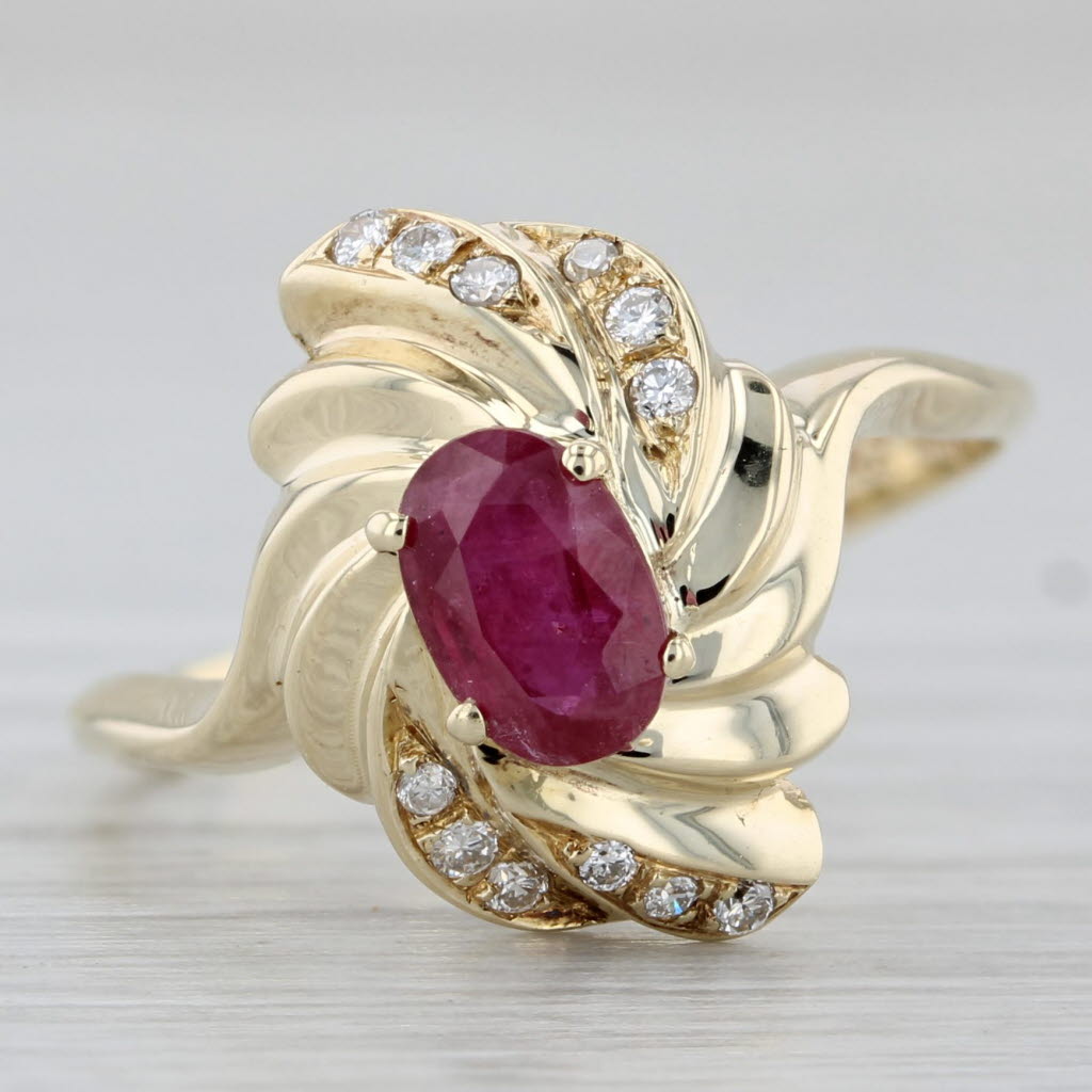 Gray 0.56ctw Oval Ruby Diamond Ring 14k Yellow Gold Size 6.5