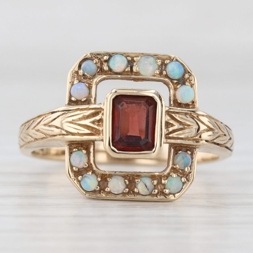 Light Gray Vintage Garnet Opal Ring 14k Yellow Gold Size 7.75