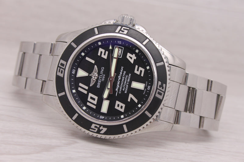 Breitling Super Ocean A17364 Mens 42mm Steel Automatic Divers Watch Papers Box