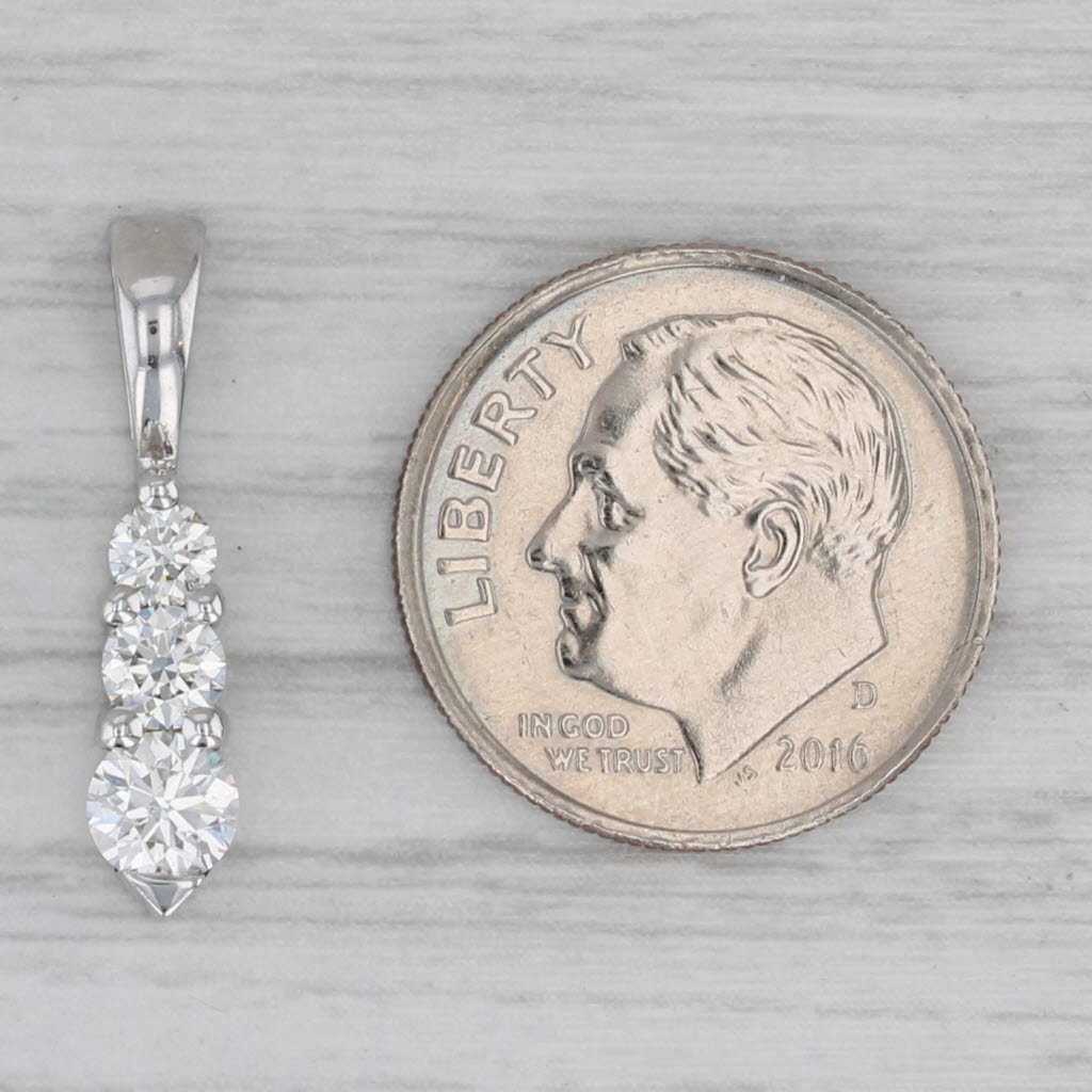Gray 0.54ctw Diamond 3-Stone Journey Pendant 18k White Gold