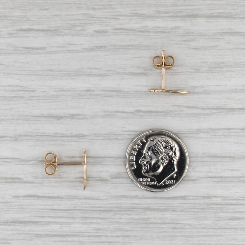 Small Arrow Stud Earrings 21k Yellow Gold Studs