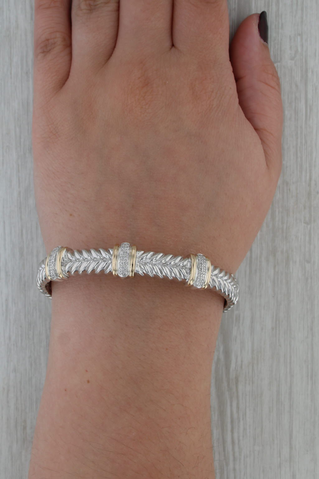 Alwand Vahan 0.16ctw Diamond Station Bangle Bracelet Sterling Silver 14k Gold 7"