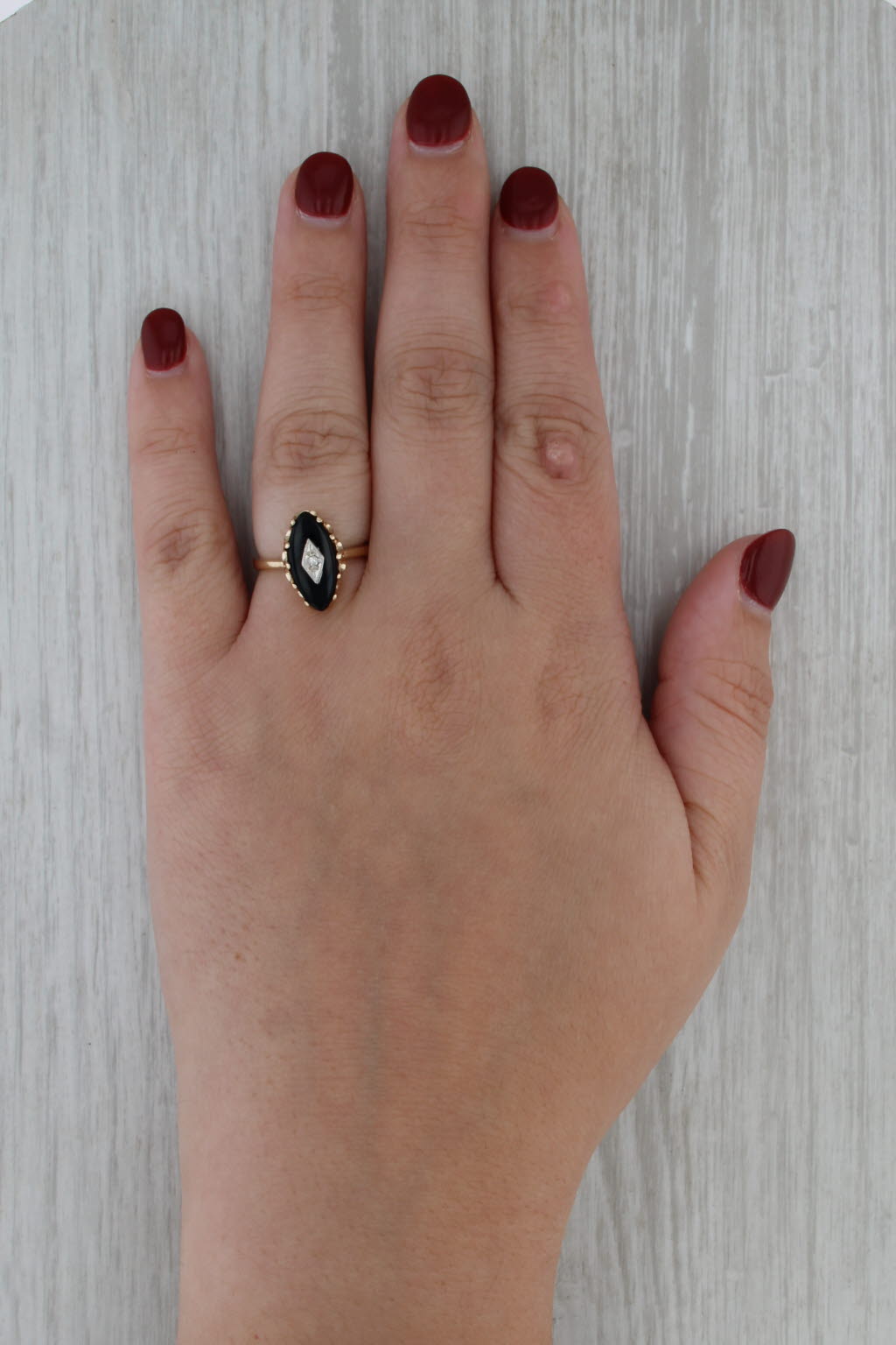 Vintage Onyx Diamond Ring 10k Yellow Gold Size 6 Signet