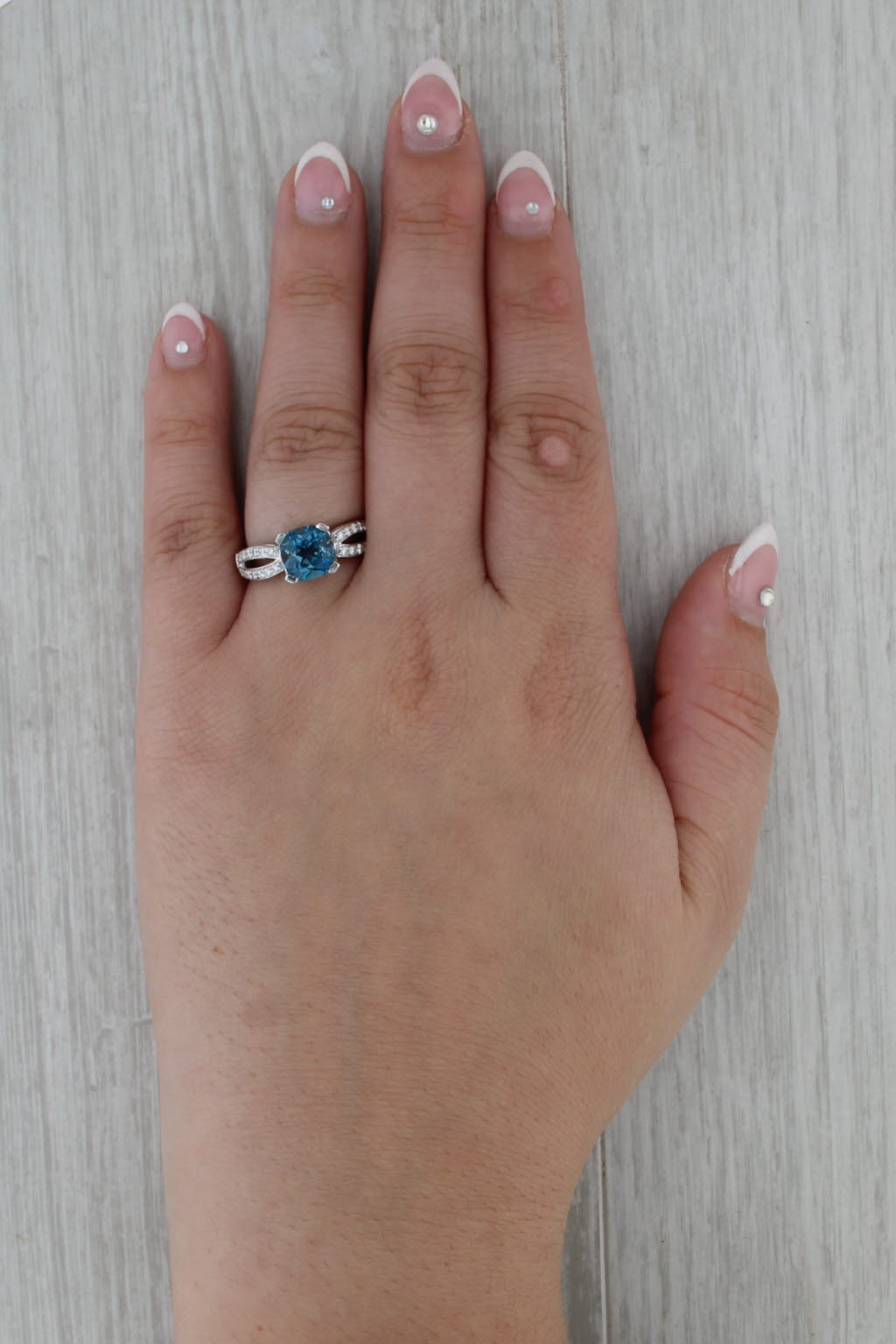 3.20ctw Blue Topaz Diamond Ring 18k White Gold Size 6.75 Engagement