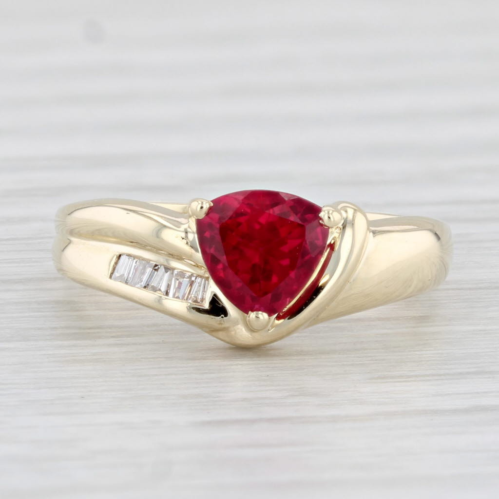 Light Gray 0.92ctw Lab Created Ruby Diamond Ring 10k Yellow Gold Size 5