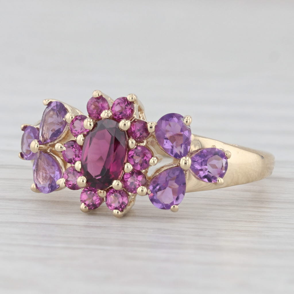 Light Gray 1.60ctw Amethyst Garnet Cluster Ring 10k Yellow Gold Size 8