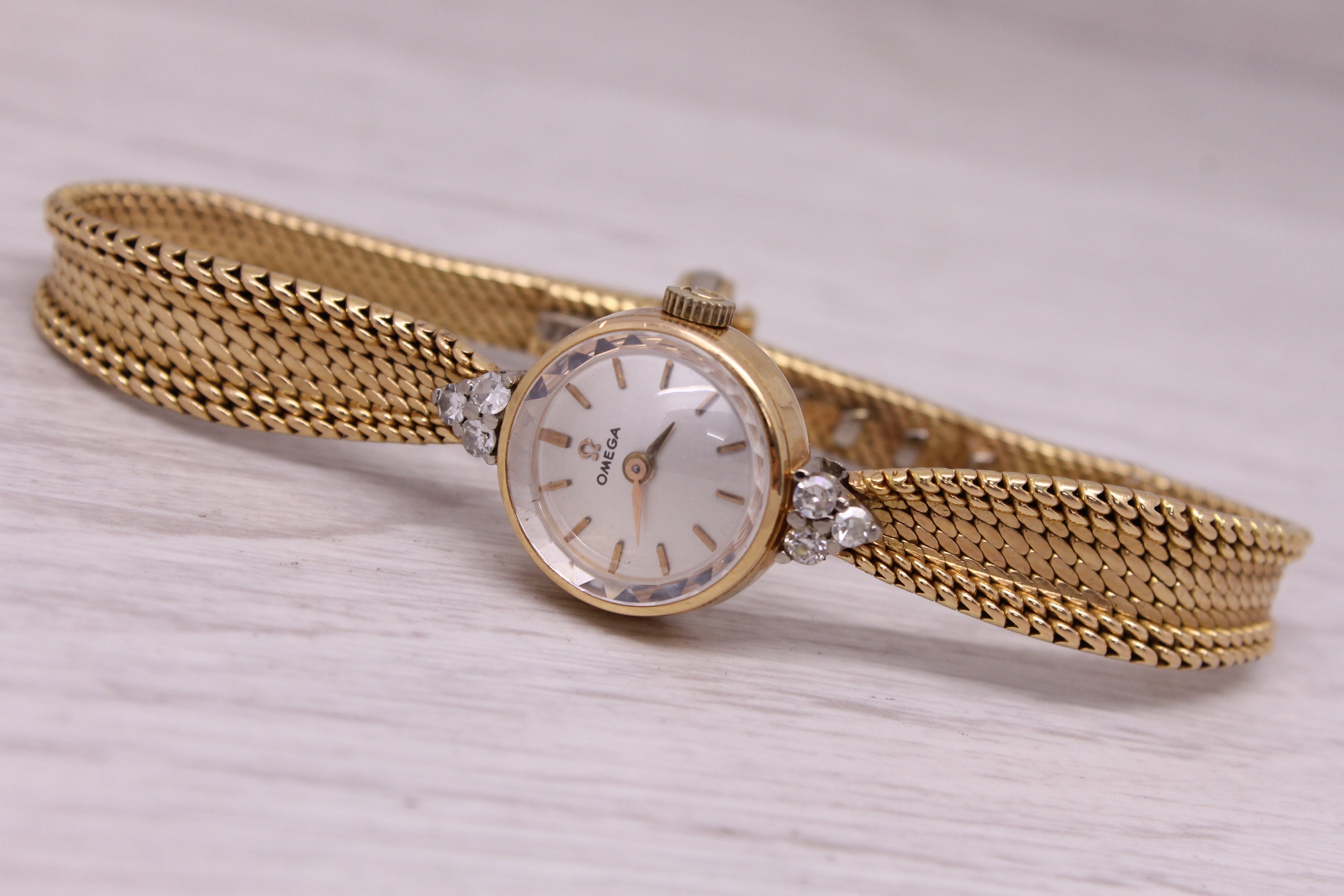 Gray Vintage 1950s Omega 18k Rose Gold Diamond Ladies Cocktail Ribbon Bracelet Watch