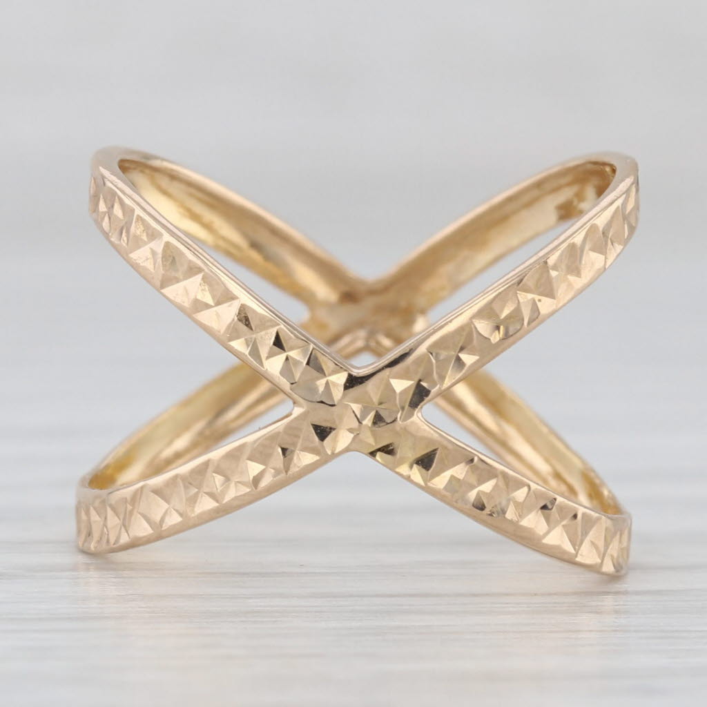 Light Gray Etched Pattern Orbit Ring 18k Yellow Gold Size 6.5 Statement