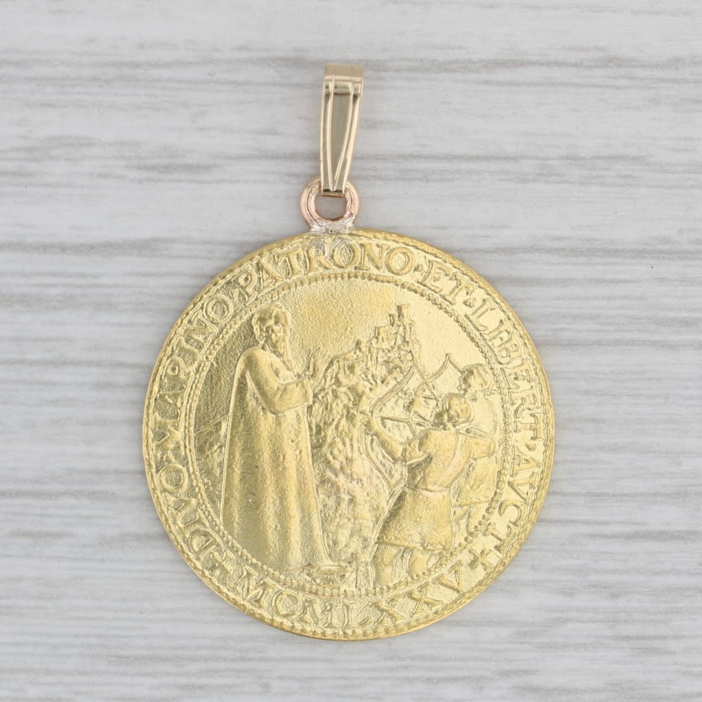 Gray 1975 San Marino Gold Medallion Pendant 22k 14k Yellow Gold Basilica Catholic