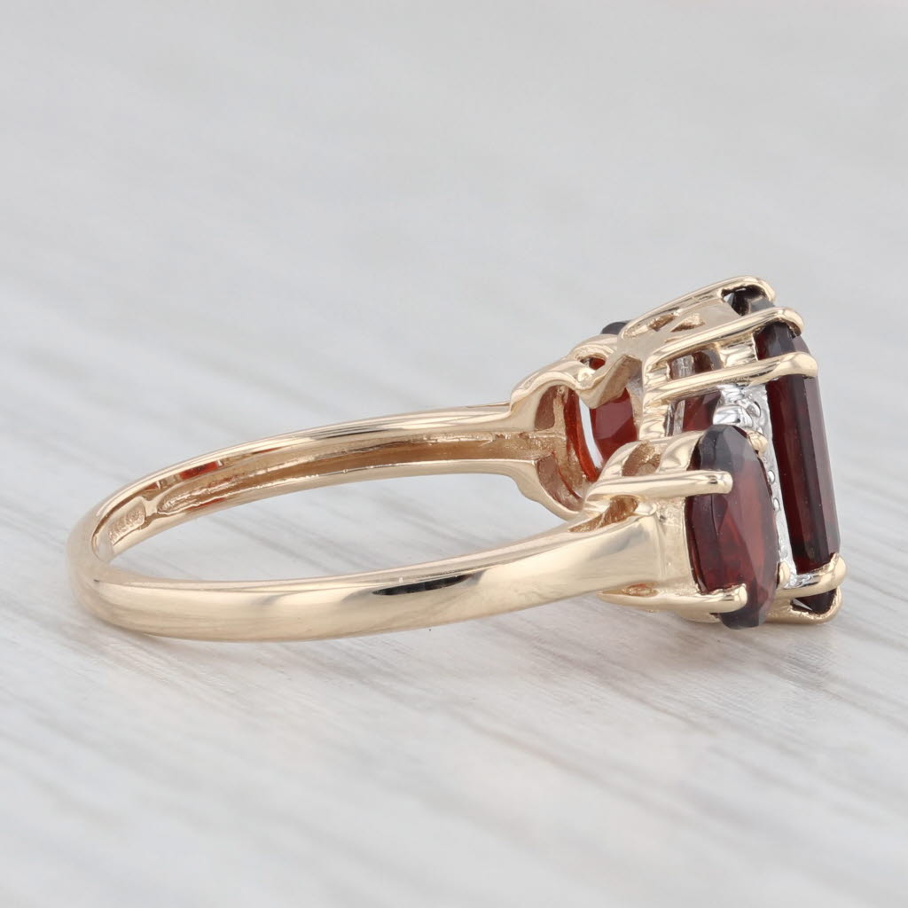 Light Gray 3.60ctw Garnet Diamond Ring 10k Yellow Gold Size 6 3-Stone