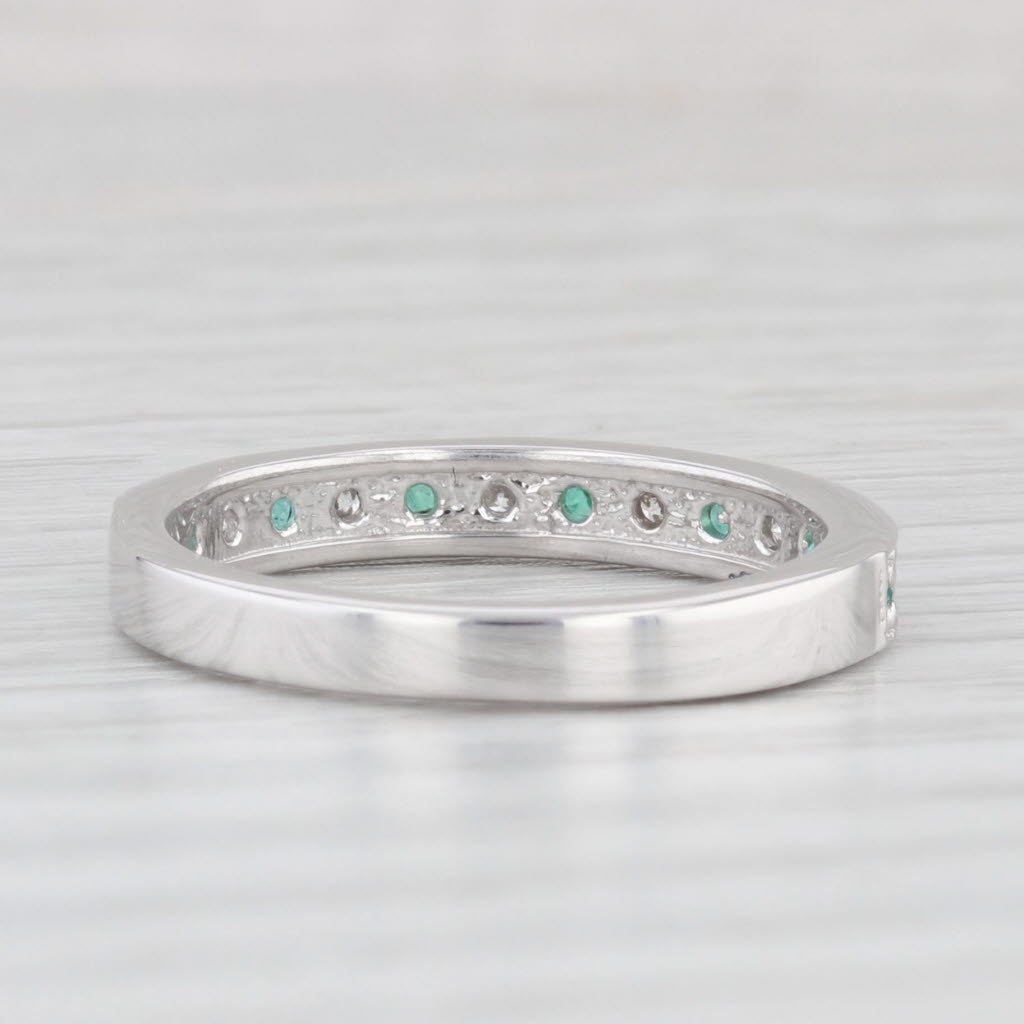 Light Gray 0.46ctw Diamond Emerald Stackable Ring 14k White Gold Size 6.75 Wedding Band