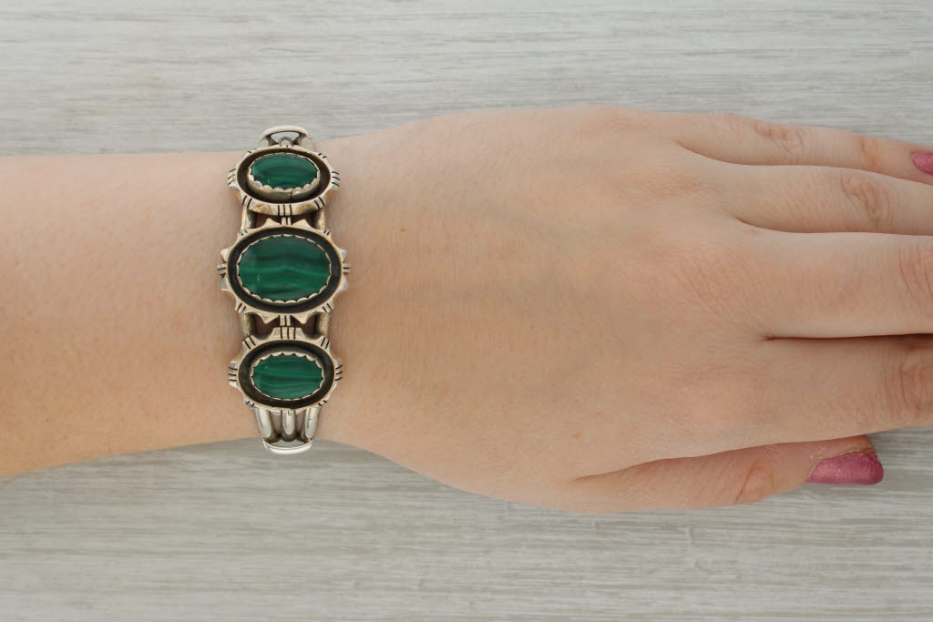 Rosy Brown Native American Green Malachite Cuff Bracelet Sterling Silver Vintage 3-Stone