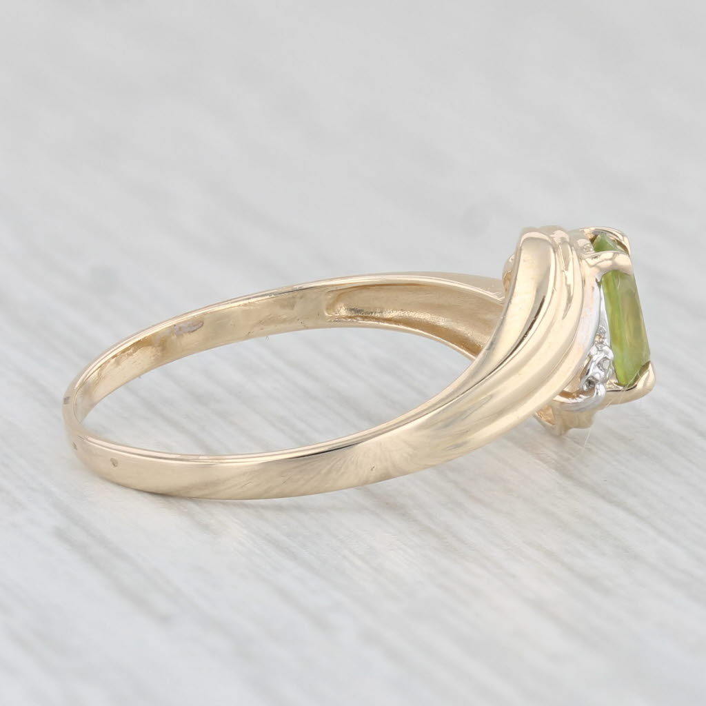 Light Gray 0.50ct Oval Peridot Diamond Ring 10k Yellow Gold Size 6.5