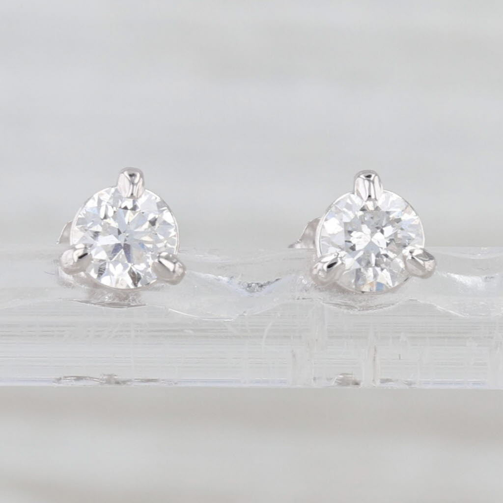 New 0.60ctw Diamond Stud Earrings 14k White Gold Round Solitaire Studs